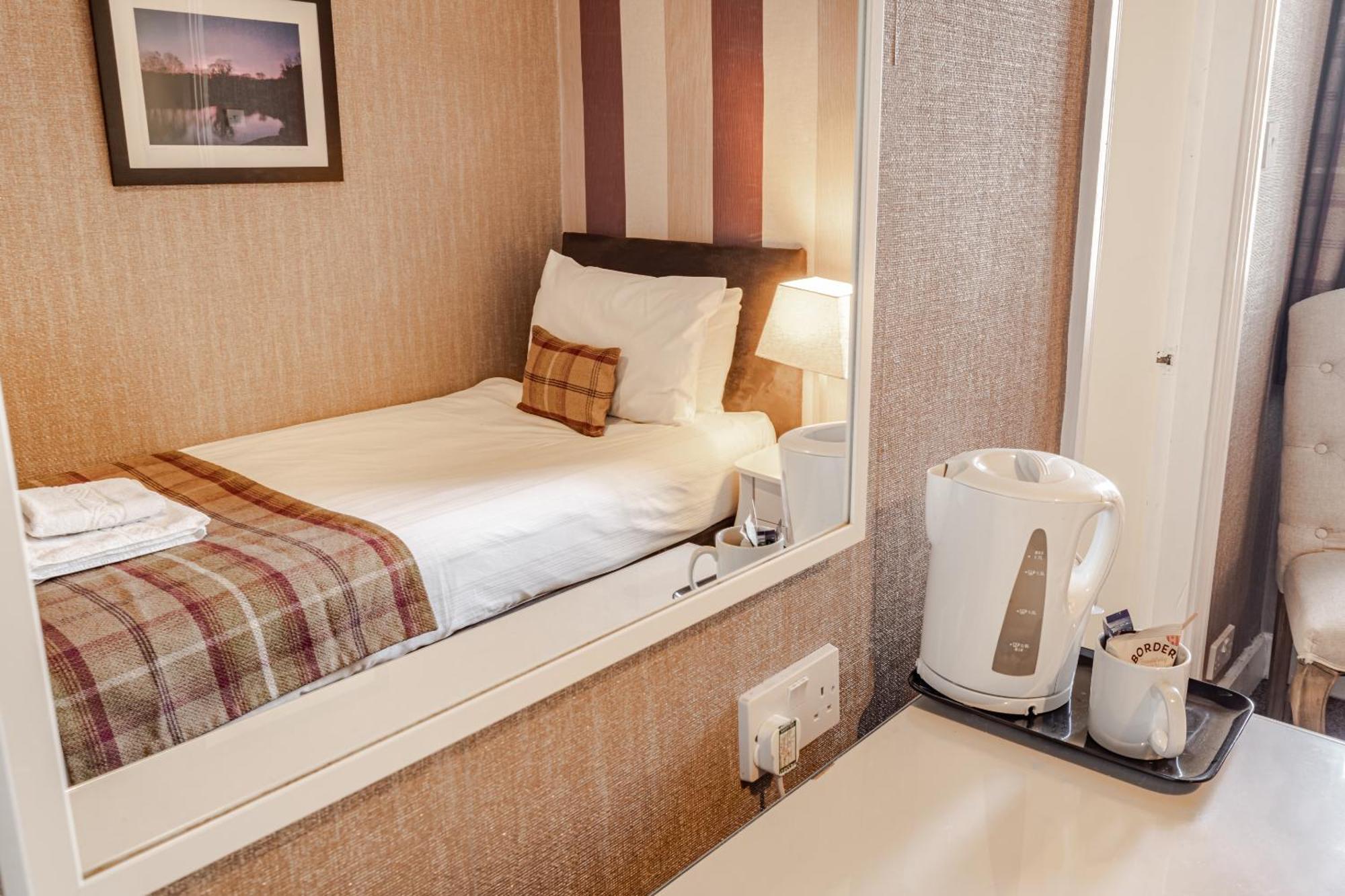 The Sun Hotel Warkworth Rom bilde